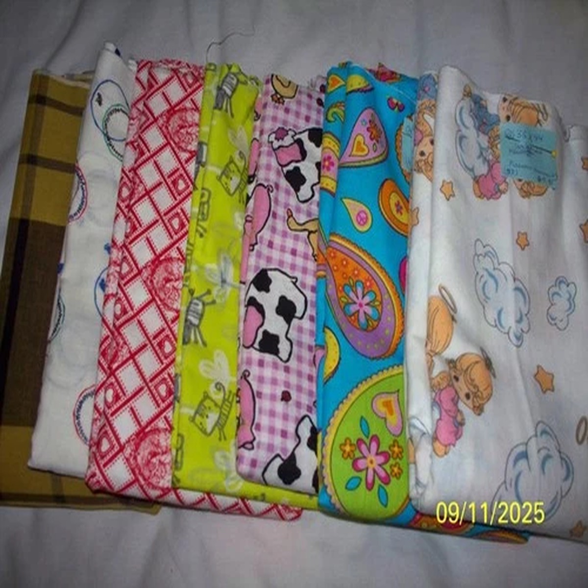 *Cotton Quilting Fabric Assorted - Unbranded - U-PICK 1
