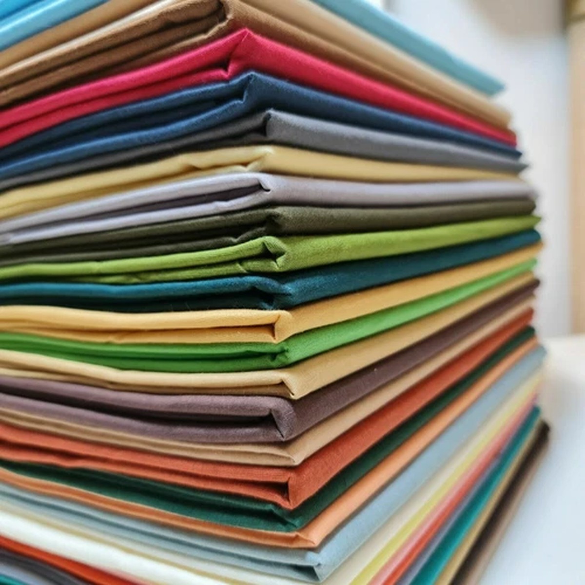 **CLEARANCE** Plain 100% Cotton Fabric Material Poplin Craft Fabric 44"